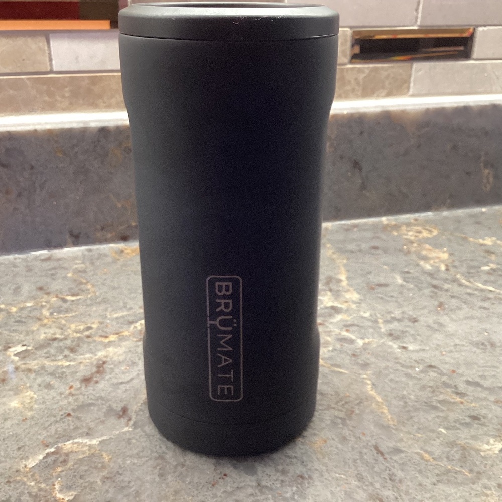 Brumate  Hopsulator Slim Can Cooler Tumbler  12 oz Drink Holder  Black new